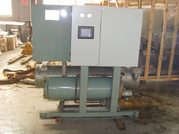 加乐镇酒店中央空调不停机清洗方法介绍